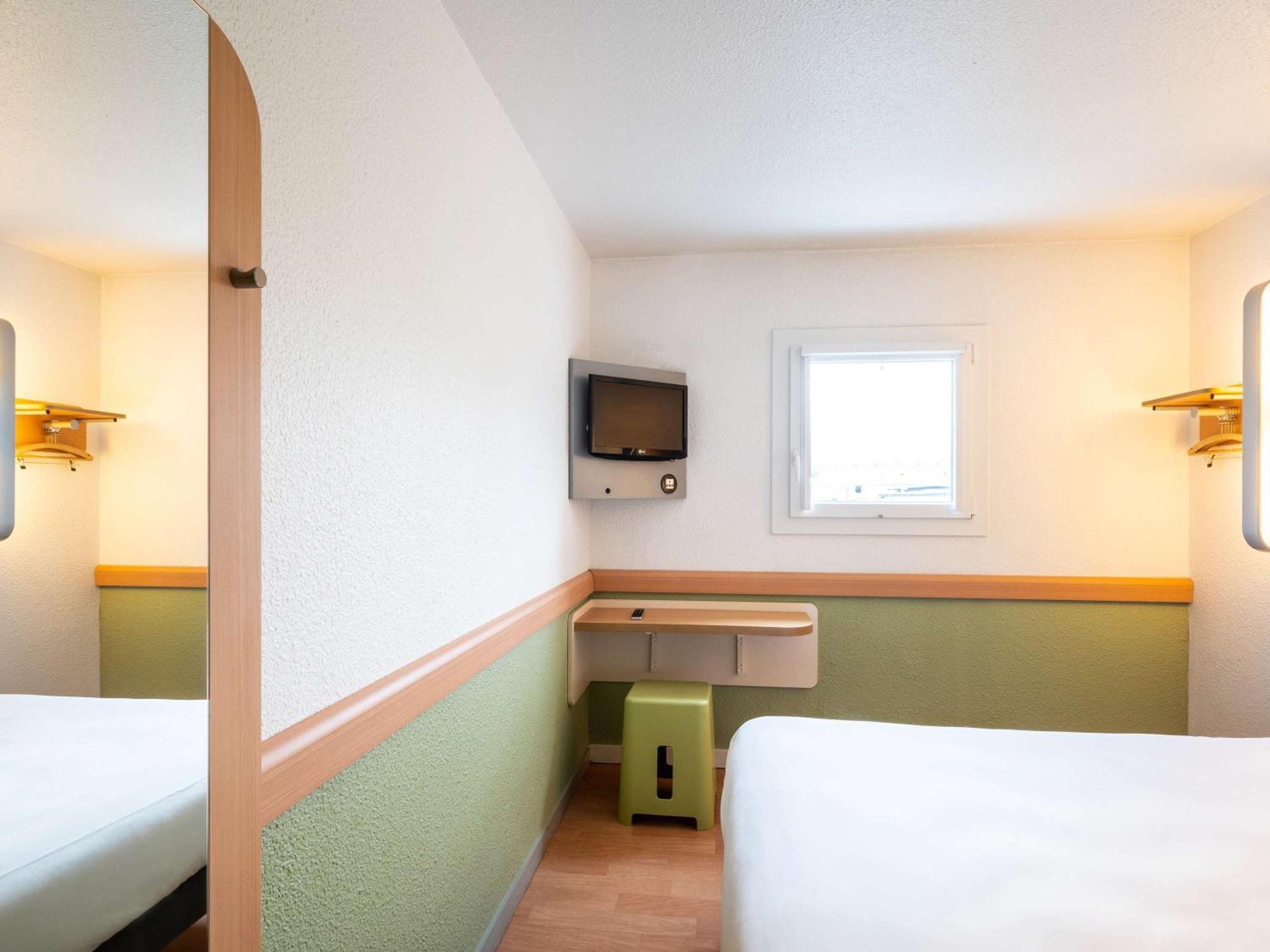 Ibis Budget Saint-Etienne Stade Екстериор снимка