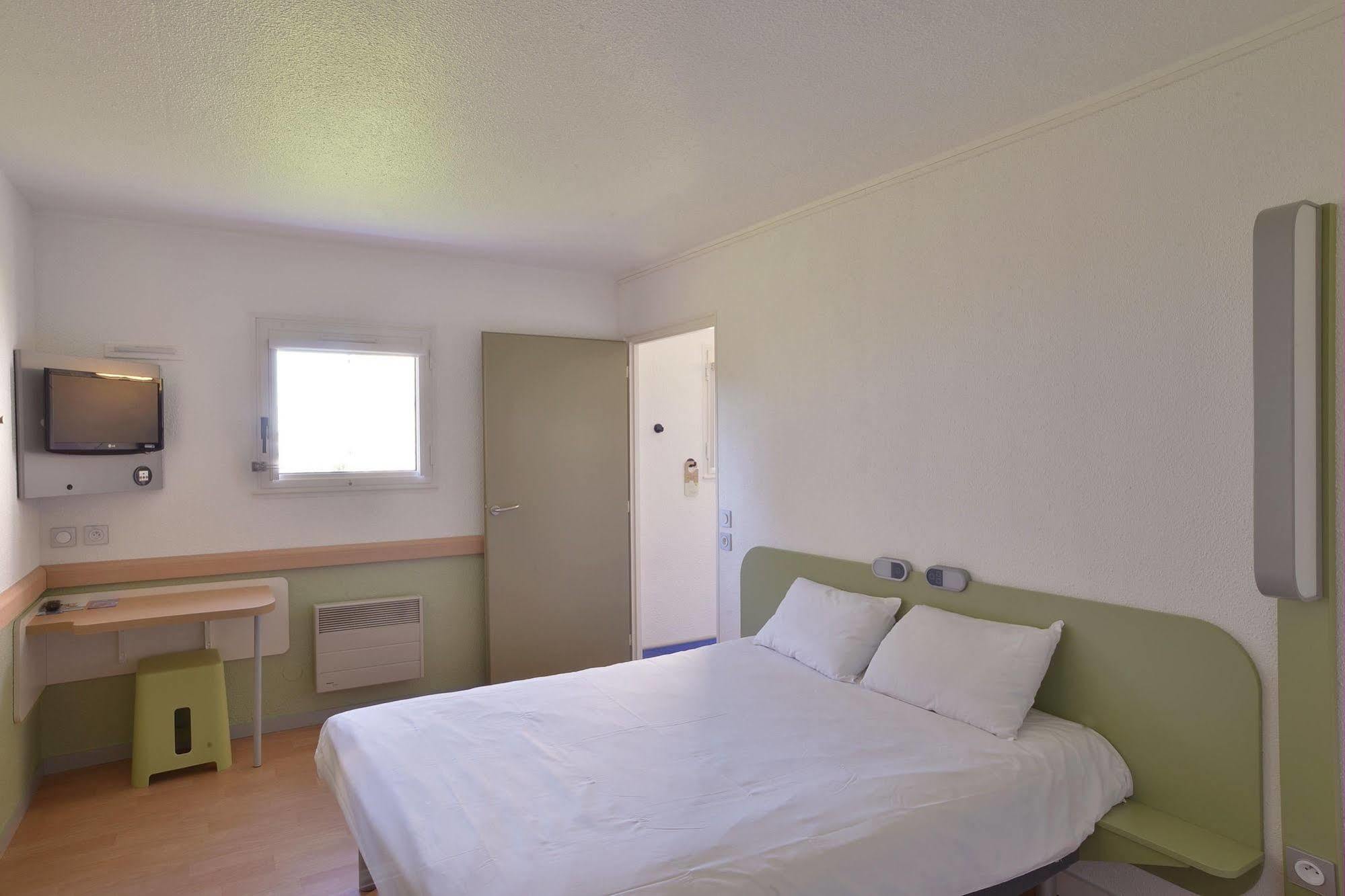 Ibis Budget Saint-Etienne Stade Екстериор снимка
